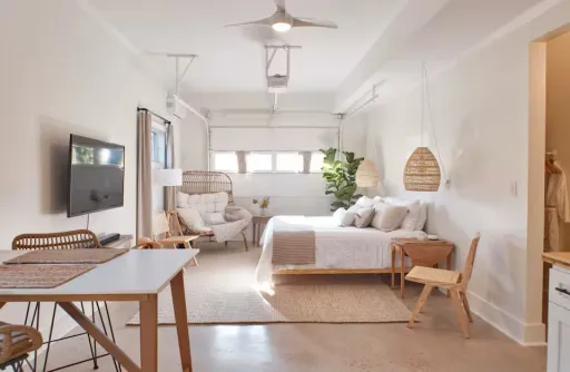 Image for article Best Airbnb Stays in Ocean City, Maryland to Book in 2025