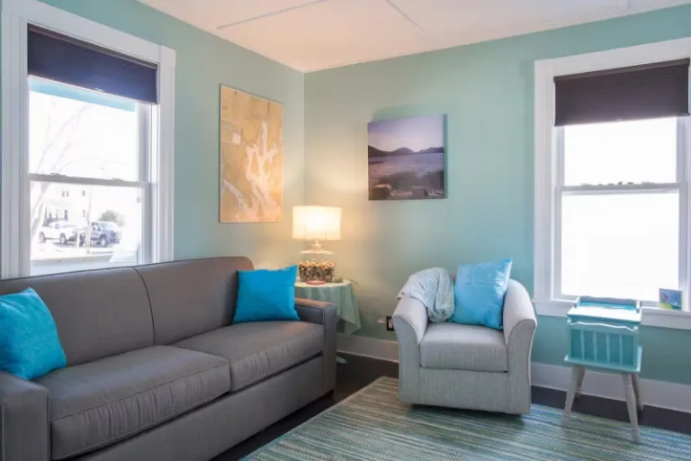 charming Airbnb Stays in Bar Harbor