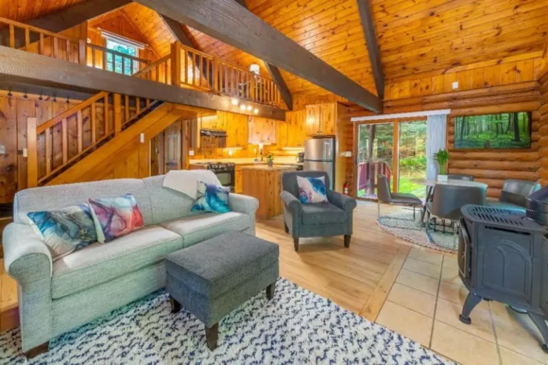 Airbnb in Upper Peninsula of Michigan