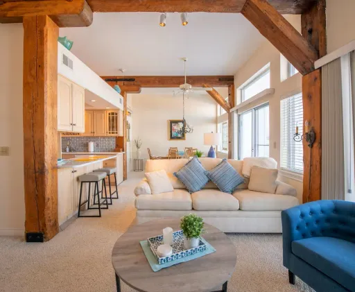Image for article Best Airbnb Stays in Charlevoix, Michigan to Book in 2025