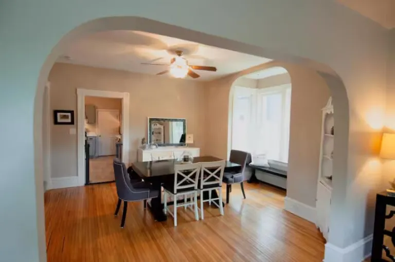 Airbnb stays in Stillwater