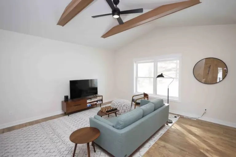 luxurious Airbnb Stays in Rochester