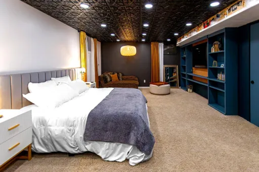 Image for article Best Airbnb Stays in Kalamazoo to Book in 2025