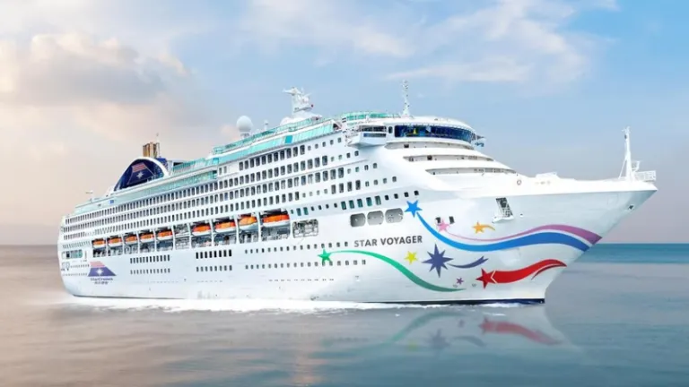 star voyager starcruises dream cruises