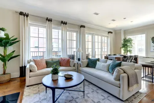 Image for article Best Airbnb stays in Savannah, Georgia to book in 2025