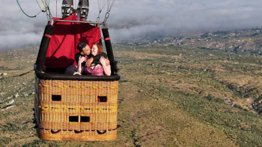 Image for article You Can Join the Mile High Club with This Ballooning Company