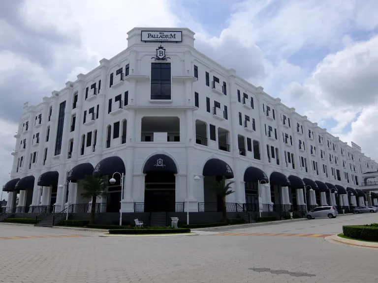 File:Eco Palladium.jpg - Wikimedia Commons