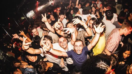 Image for article Top 8 Nightlife Spots in Osaka for Singaporean Travellers