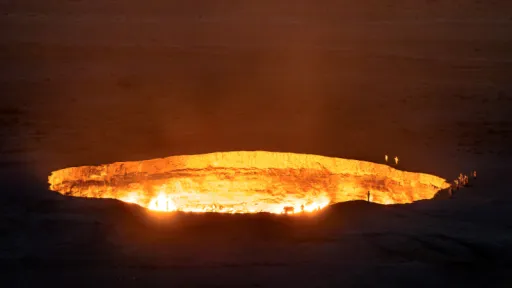 Image for article 5 Fiery Destinations That Are Always On Fire