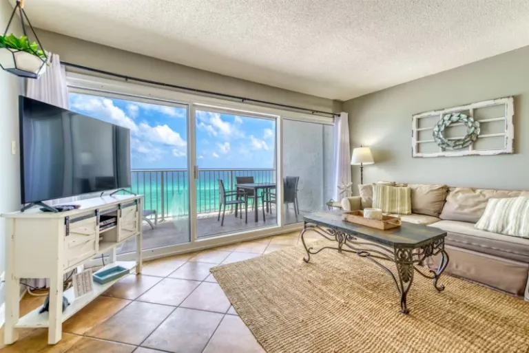 beachfront family friendly Airbnb in Miramar beach florida