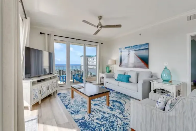 luxurious Airbnb Stays in Miramar Beach