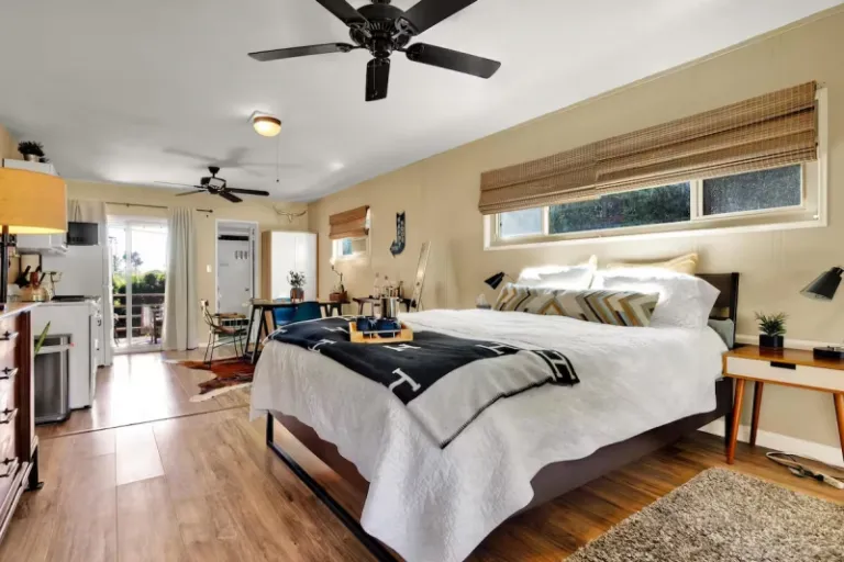 Airbnbs in Pacific Beach
