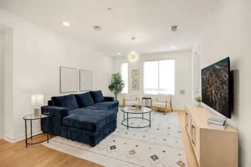 Image for article 10 Best Airbnb Stays in Irvine, California to Book in 2025