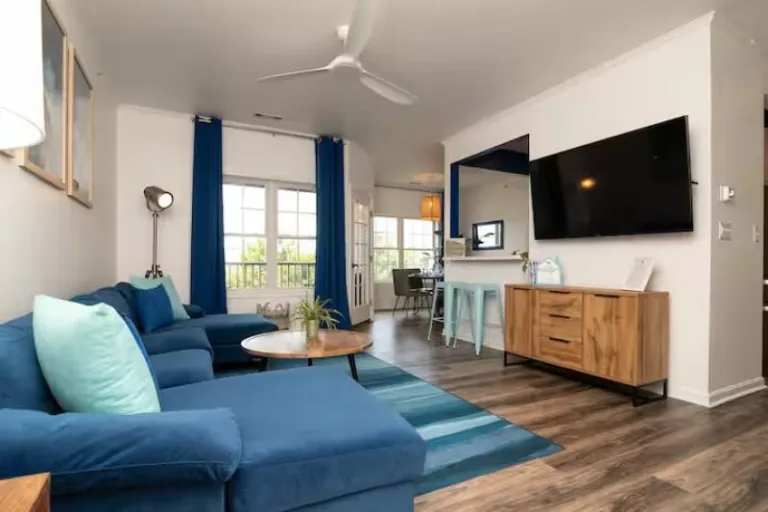 beautiful Airbnb homes in Rehoboth Beach