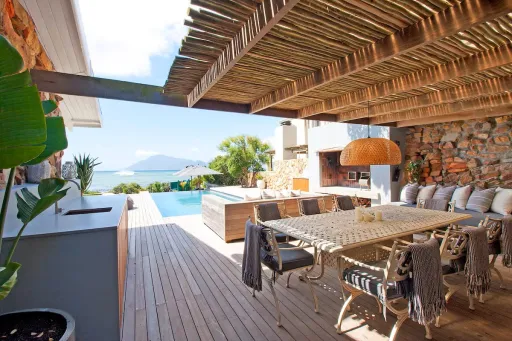 Image for article Family Friendly Airbnbs in Cape Town City, South Africa to Book in 2025