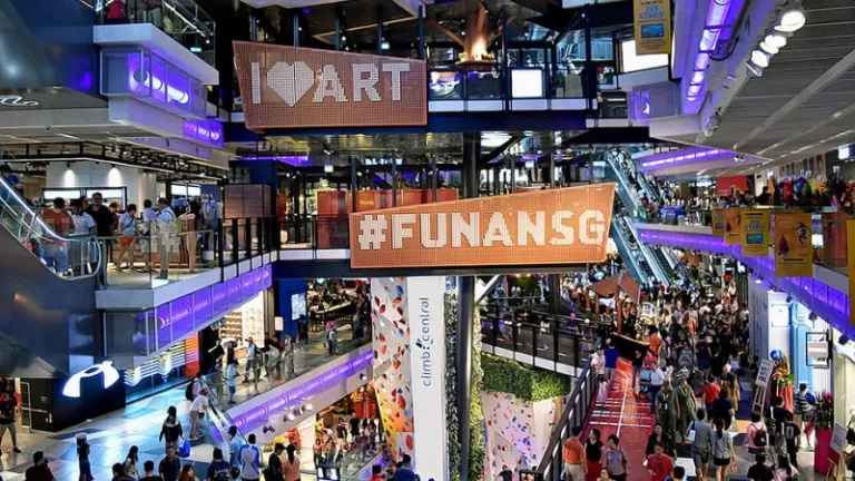 Futuristic Places in Singapore 