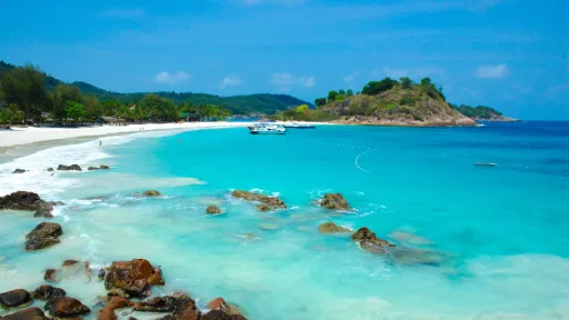 Image for article Redang vs Perhentian: Malaysia’s East Coast Island Showdown