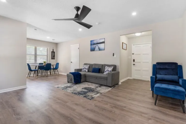 Airbnbs in Montgomery