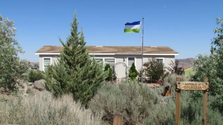 republic of molossia