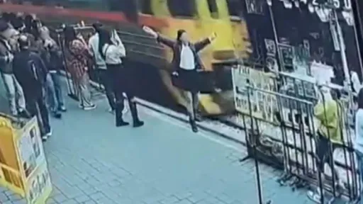 Image for article Filipino Tourist Hit by Train in Taiwan May Be Fined for Trespassing