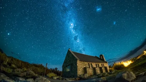 Image for article 5 Beautiful Locations to Visit After Dark: The Rise of Noctourism