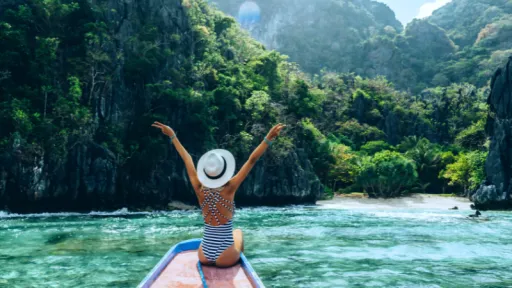 Image for article How to Create the Perfect Travel Photo Dump on Instagram