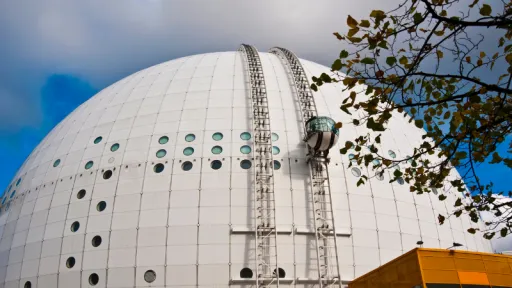 Image for article Explore the Sweden Solar System on a Cosmic Road Trip 