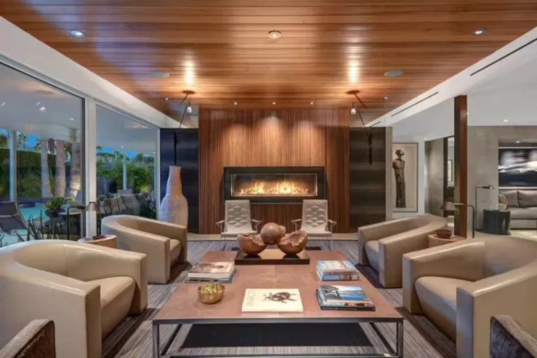  Airbnbs in Palm Springs