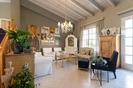 Image for article 8 Best Airbnbs in Kalamata, Greece to Book in 2025