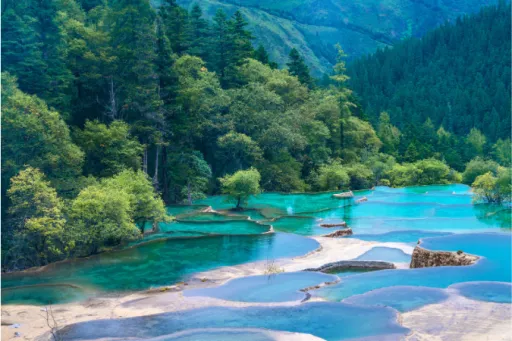 Image for article The Best Scenic Spots for Your Photoshoots in China