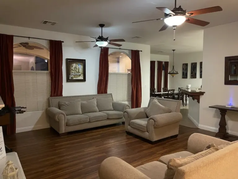 Airbnbs in Bakersfield