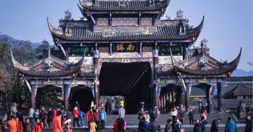 Image for article China’s Visa-Free Policy Extends to Nine More Countries