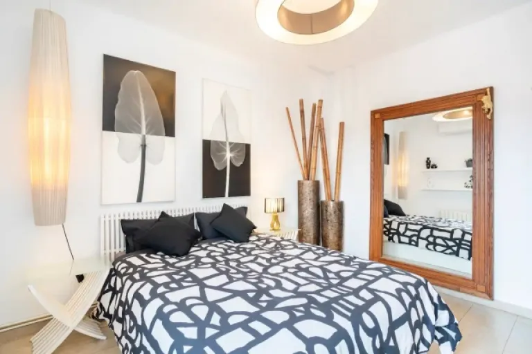 Airbnb in Barcelona city