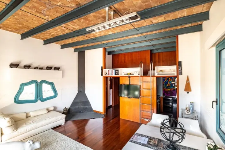 Airbnb in Barcelona city