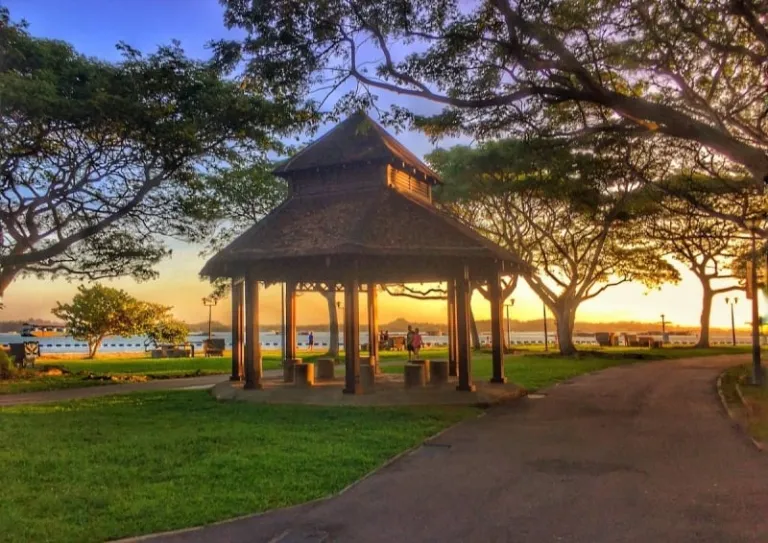 pasir ris park singapore 