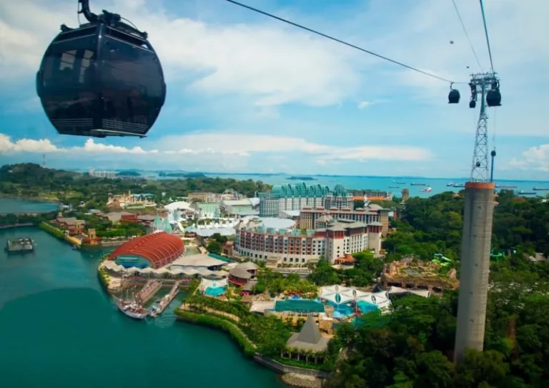 mount faber singapore cable car 