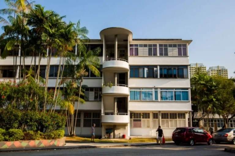 Singapore attractions near mrt