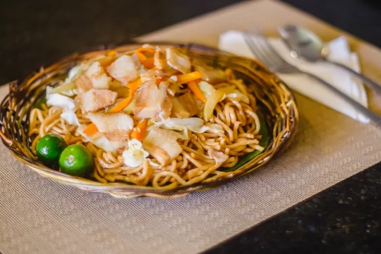 Things not to do in the Philippines: Refusing to eat 