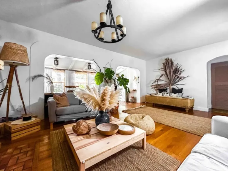 retro vibe interior of Airbnbs in Miami