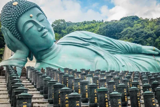 Image for article Top 10 Places to Visit in Fukuoka, Japan You Need to Know