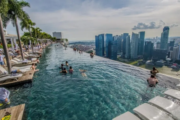marina bay sands infinity pool
