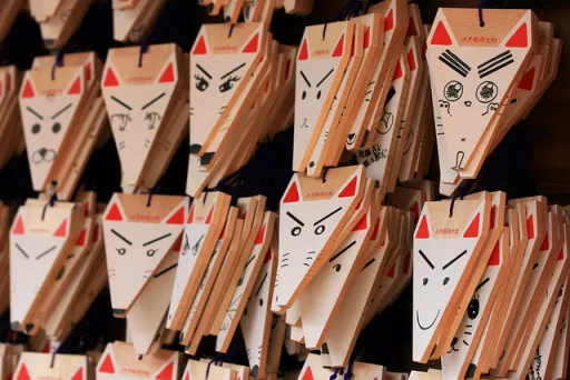 Image for article 10 Traditional Souvenirs from Kyoto You Have to Bag Home