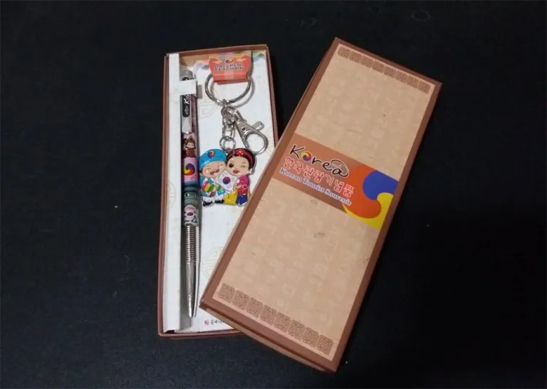 ball pen set as Korea souvenirs