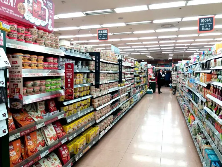 Lotte Mart food items