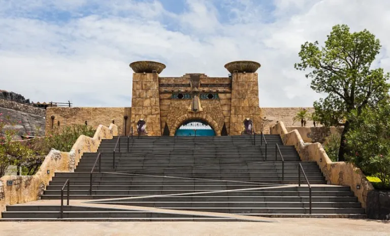 Macau’s Fisherman’s Wharf