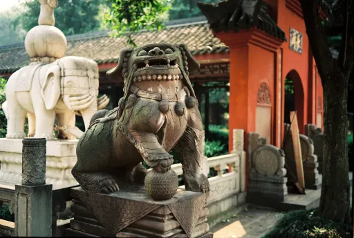 Image for article 10 Destinations in China with Direct Flights from Singapore