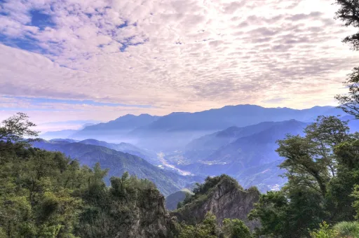 Image for article 10 Mountains to Climb in Taiwan With the Most Incredible Views