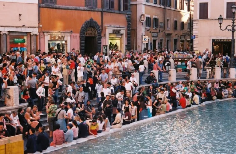 venice crowds