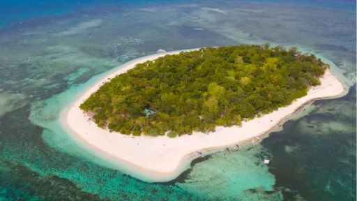 Image for article 10 Secluded Beaches in the Philippines for a Private Getaway