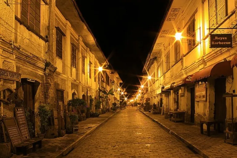 calle crisologo vigan